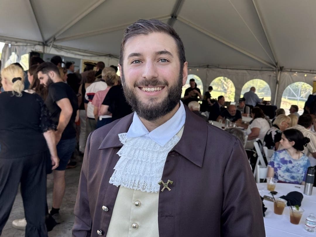 Derek from Derry participates in the AFP-NH commemoration of Granite Staters forcing colonial Gov. John Wentworth to flee his office on August 23, 1775.