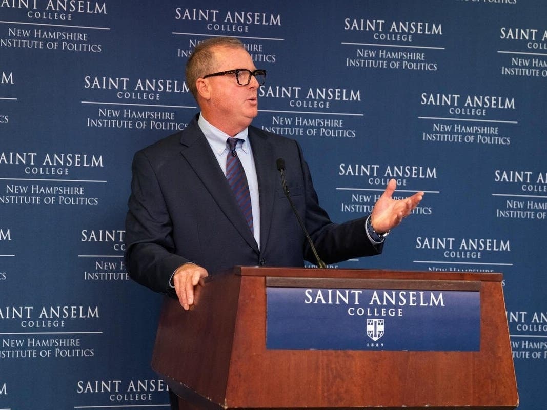 Neil Levesque, executive director of the NHIOP, speaks at the 25th anniversary commemoration.
