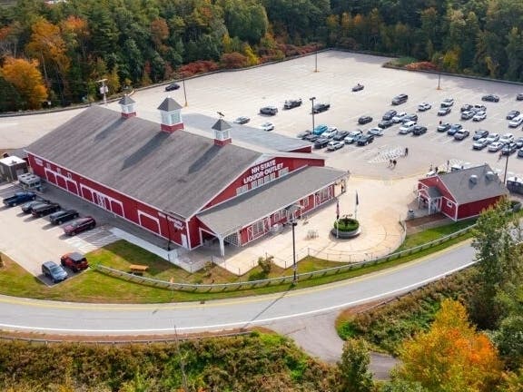 The proposal from Manchester developer Dick Anagnost and Massachusetts-based Global Partners includes approximately $33 million in guaranteed minimum base rent. Hooksett is expected to pay $90 million.
