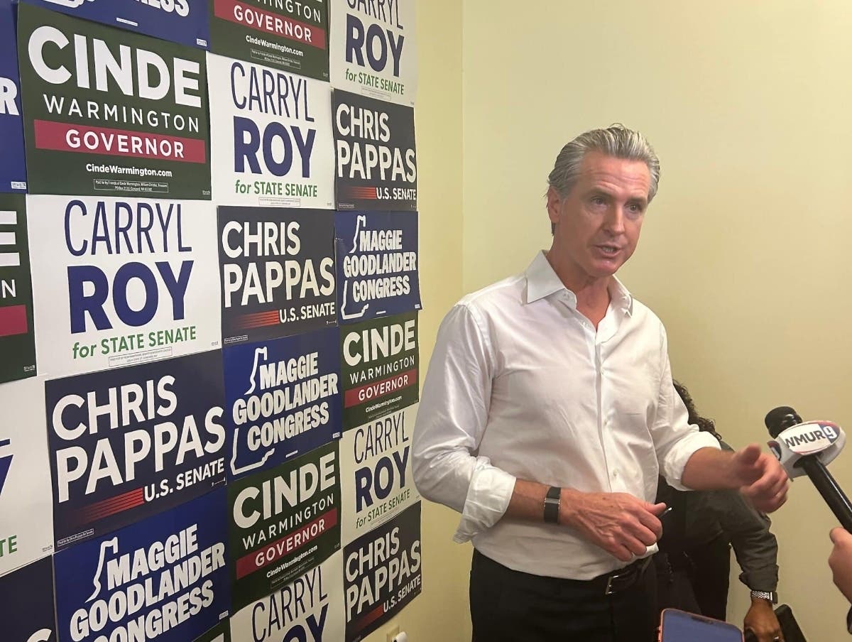 Gov. Gavin Newsom (D-Calif.) campaigns for Democratic candidates in Nashua on Oct. 17, 2026.
