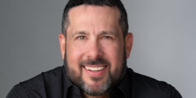 Steve Treviño