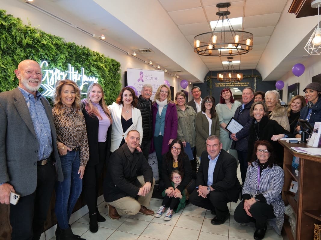 'Mondays At Racine' Opens At Setauket Salon Where Everyone's 'Family