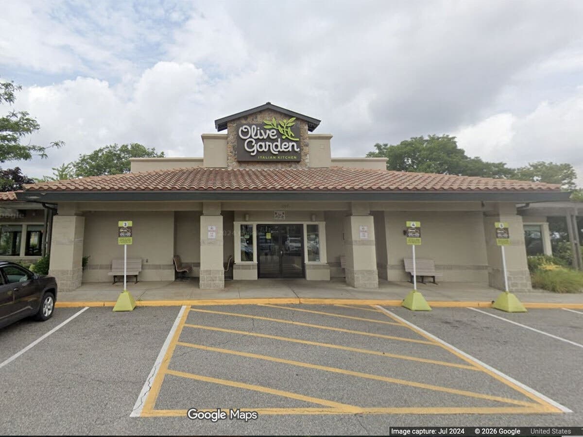 A fire broke out on the roof of Olive Garden in the Centereach Mall on Monday afternoon, drawing area firefighters, Suffolk police said.