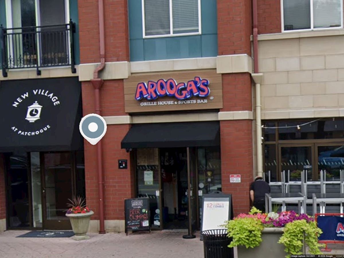 Aroogas Sports Tavern & Game Room is celebrating its 10th anniversary this month, the Greater Patchogue Chamber of Commerce said.