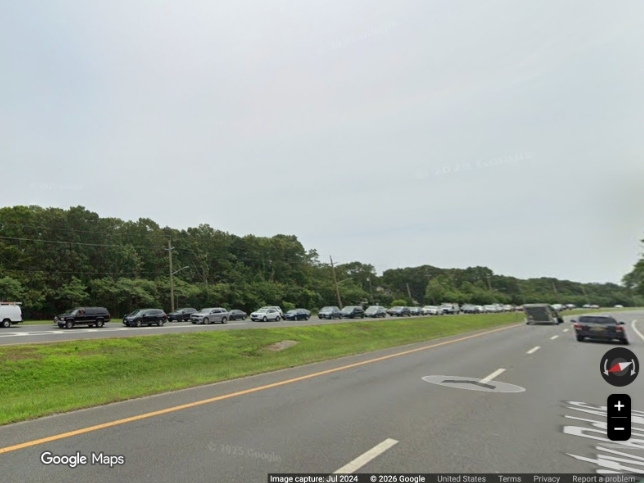 A group of civic leaders are hosting a traffic mitigation meeting on Sept. 16 at the Mastic firehouse.