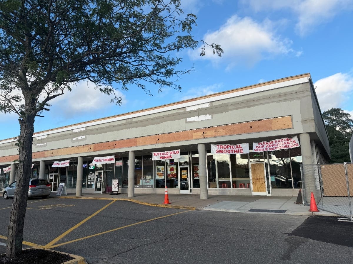 Remodeling Underway On Portion Of South Port Shopping Center In Shirley
