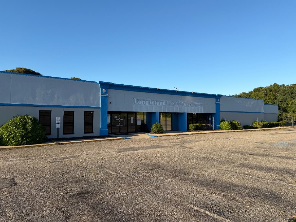 Long Island Health And Racquet In Coram Closes After 34 Years