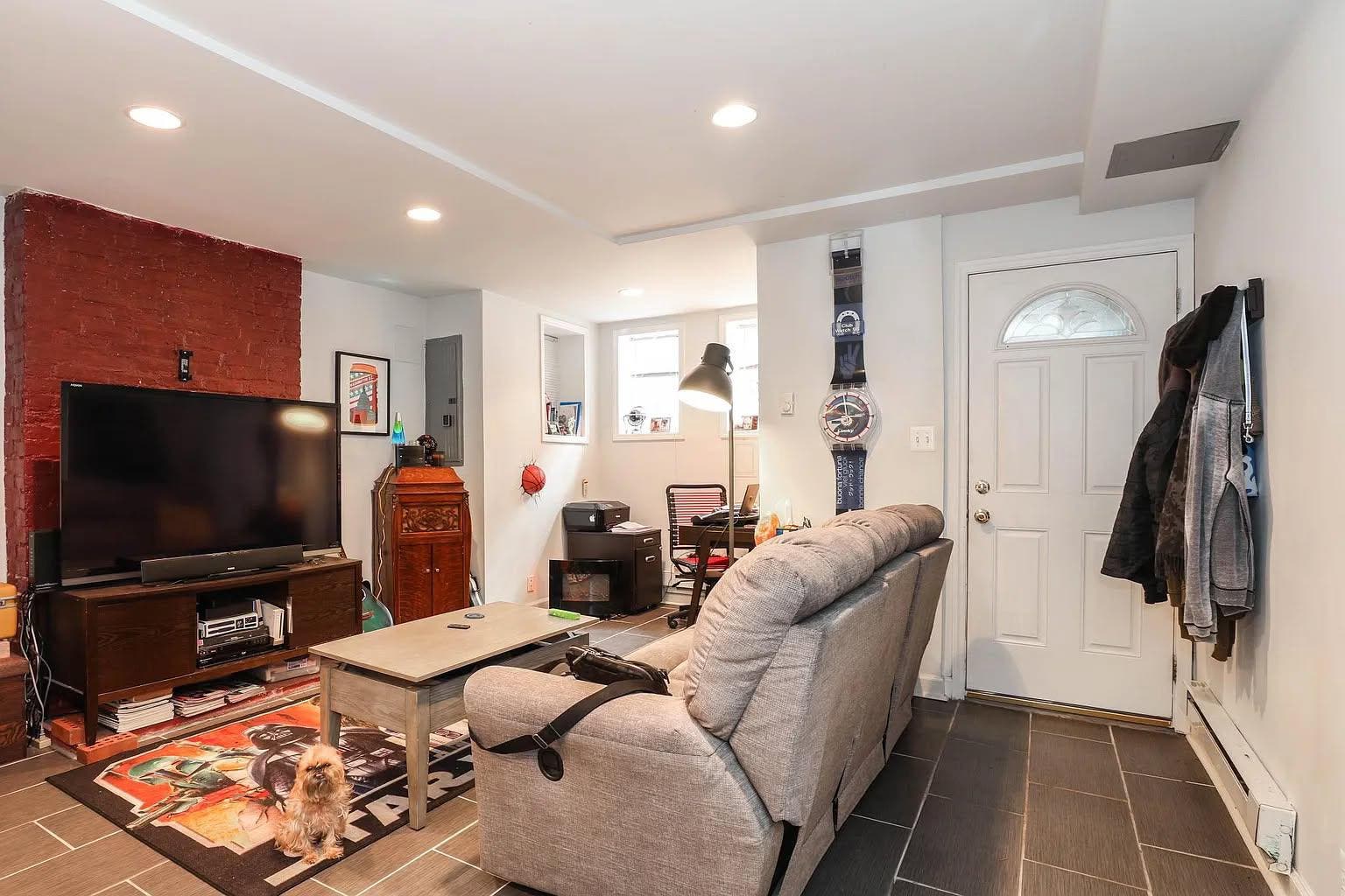 Open House 12-2 - One Bedroom Rental - English Basement