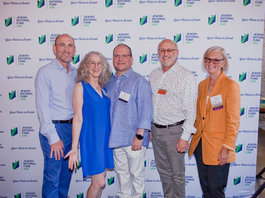 https://patch.com/img/cdn20/users/24709613/20220830/042626/styles/patch_image/public/mg4-illinois-major-gifts-committee-bruce-werner-ilene-adler-mike___30161612637.jpg