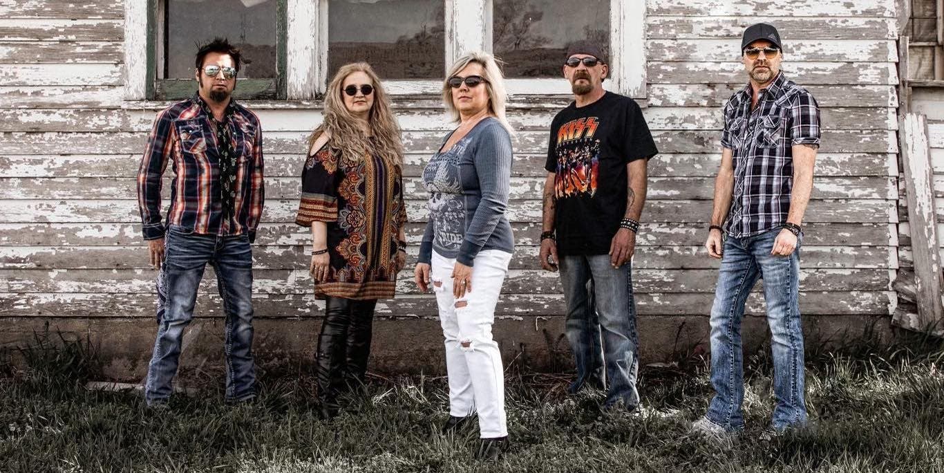 Sinners N Saints @ The Dock Bar & Grill