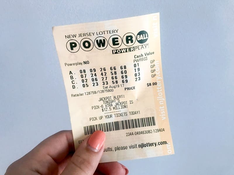 A Powerball ticket sold at the Giant Food in Manassas is now worth $1 million. 