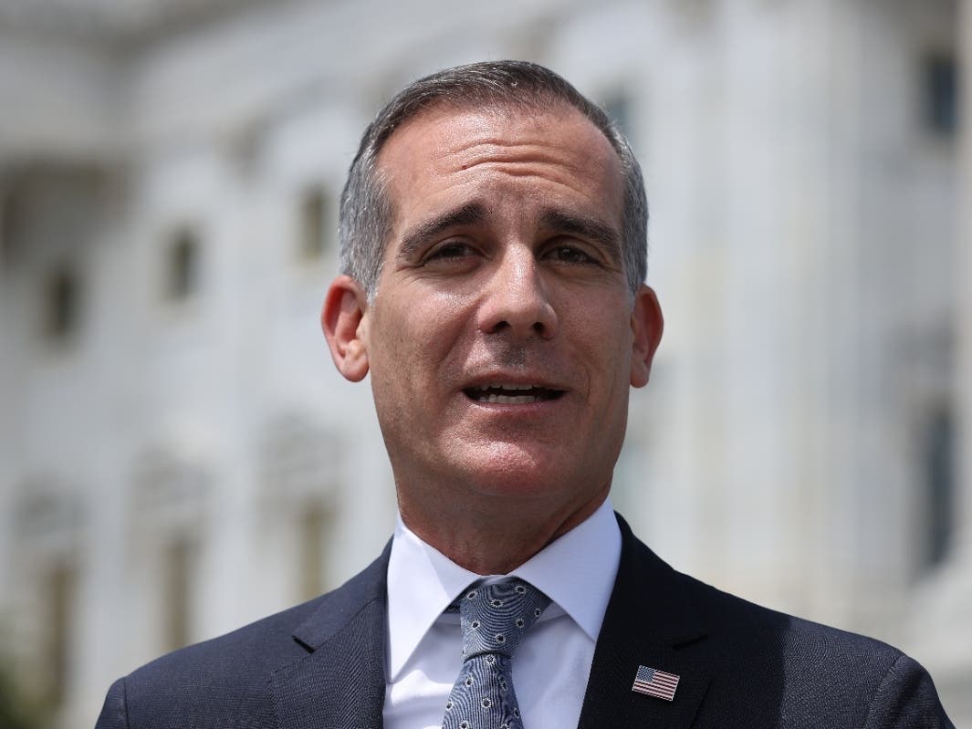 LA Mayor Eric Garcetti broke ground on Weingart Towers, which will provide housing services for 382 local residents experiencing homelessness. The first phase is a 278-unit permanent supportive housing project that is scheduled to be completed in 2023.