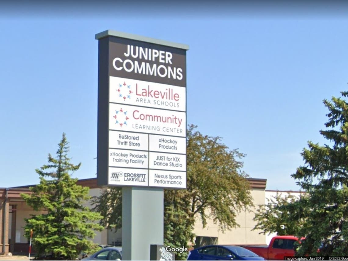 Lakeville Board Of Ed Approves Contract For New Superintendent Van Zyl