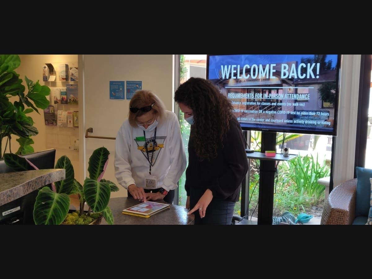 News small post card thumbnail