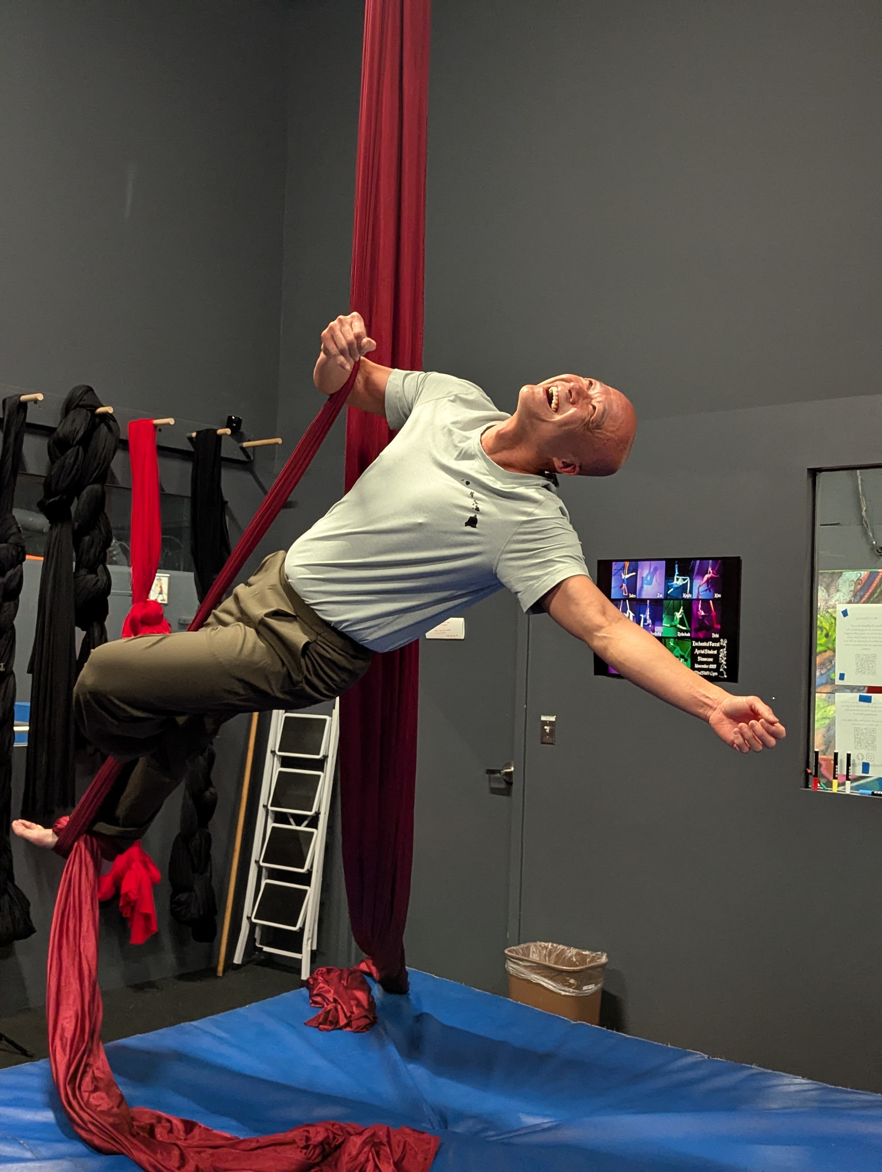 Intro to Aerial Silks Class - Beginner-friendly!