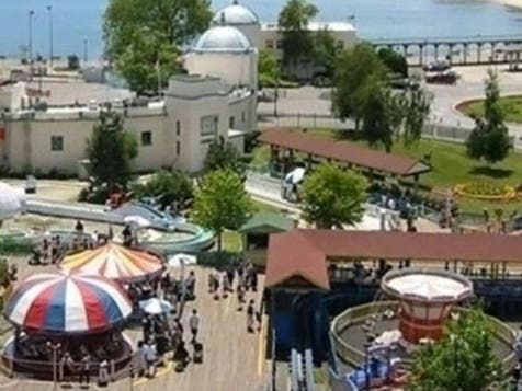 Standard Amusements will take over operations at Playland in Rye.