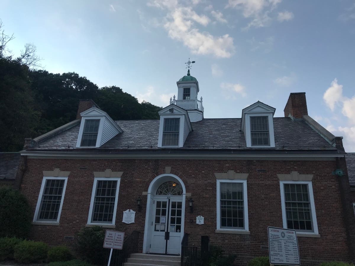 The Town of Bedford is carefully balancing issues of free speech and public right-of-way. 