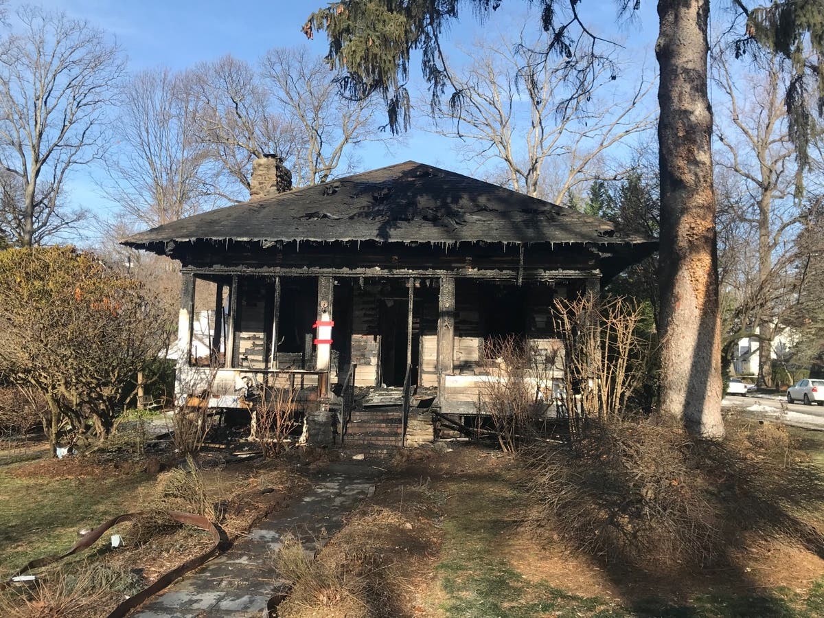 Both occupants of the house were able to escape the flames. 