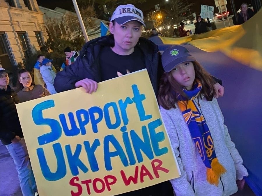 A vigil for Ukraine was held this week on the steps of the historic Putnam County Courthouse.