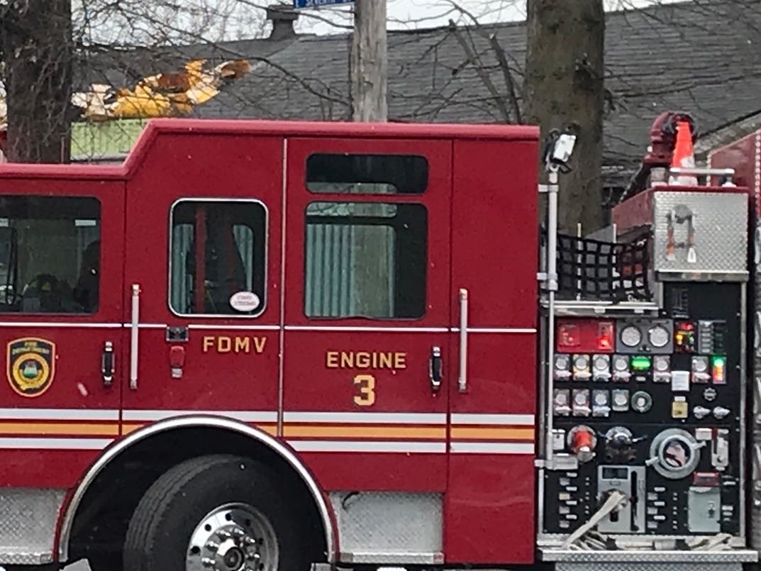 Shortly before 1 p.m. Sunday, dispatchers in Mount Vernon started to receive 911 emergency calls about a structure fire on North 7th Ave.