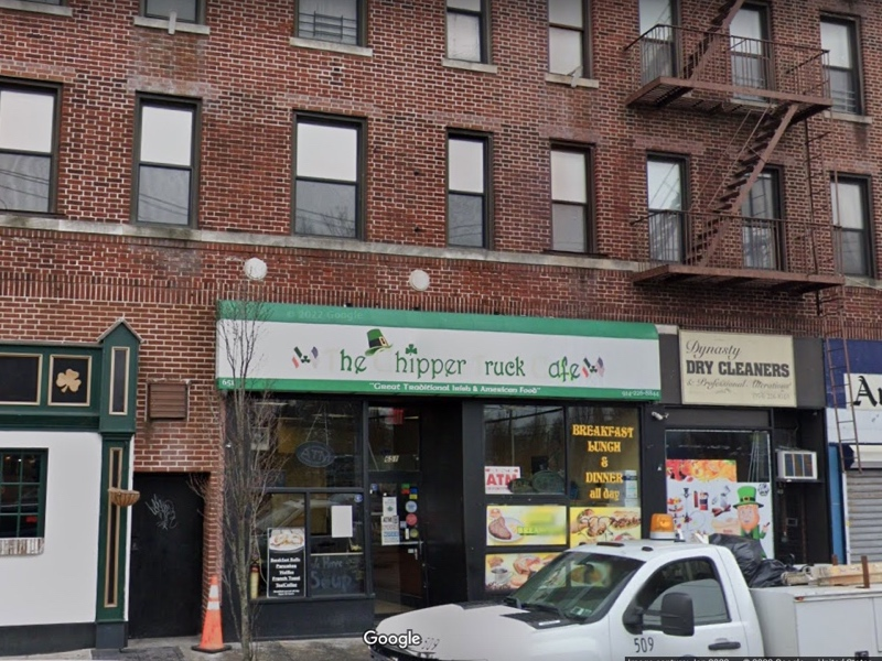 The staff members at the Chipper Truck Cafe are being praised after taking an unusual cry for help seriously. 