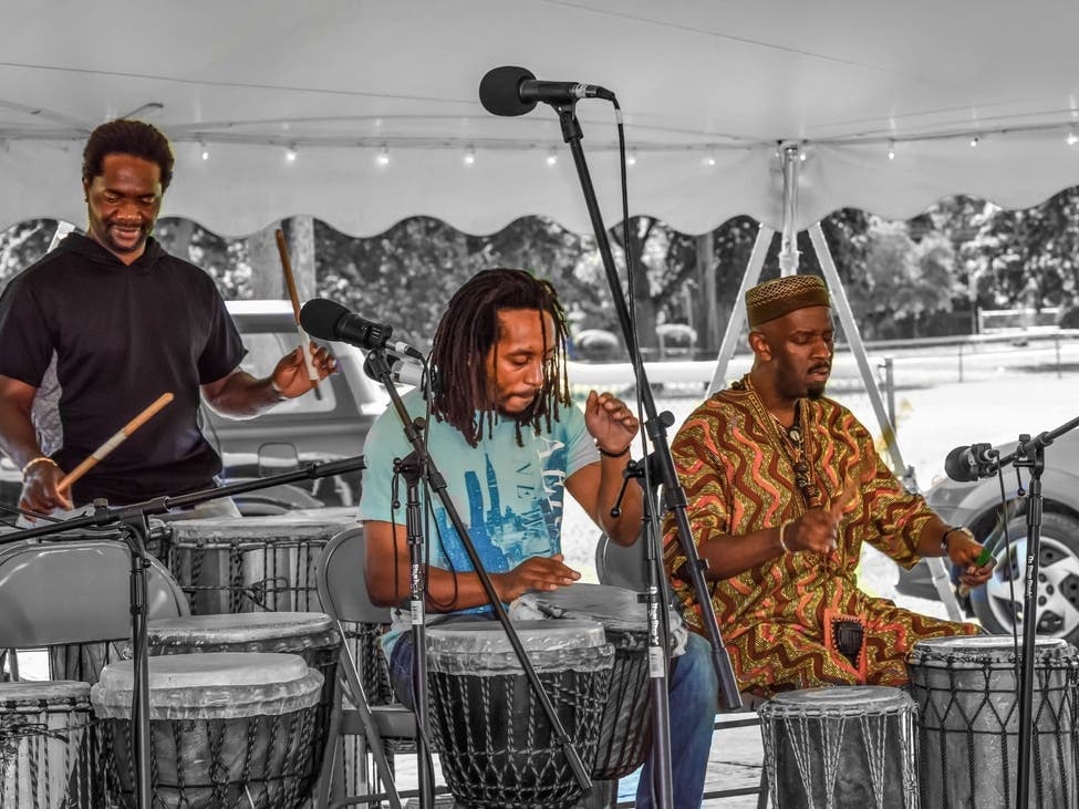 On Thursday, June 15, 2023, from 4 p.m. to 5:30 p.m. at the New Rochelle Public Library, authentic African rhythms and culture will be brought to life in a multi-generational African Drumming workshop, led by Master Drummer Kazi Oliver. 