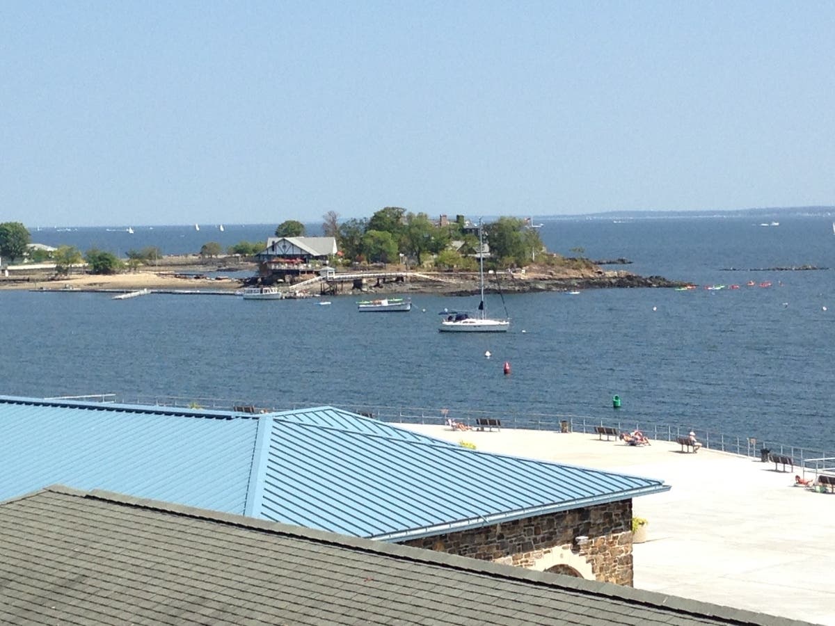 If you recognize this view, then you have already visited one of New York's best ranked beach towns. 