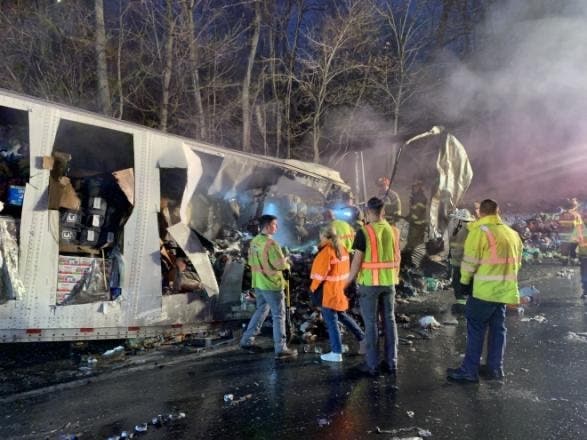 Tractor-Trailer Fire On The Thruway Snarls Mario Cuomo Bridge Traffic ...