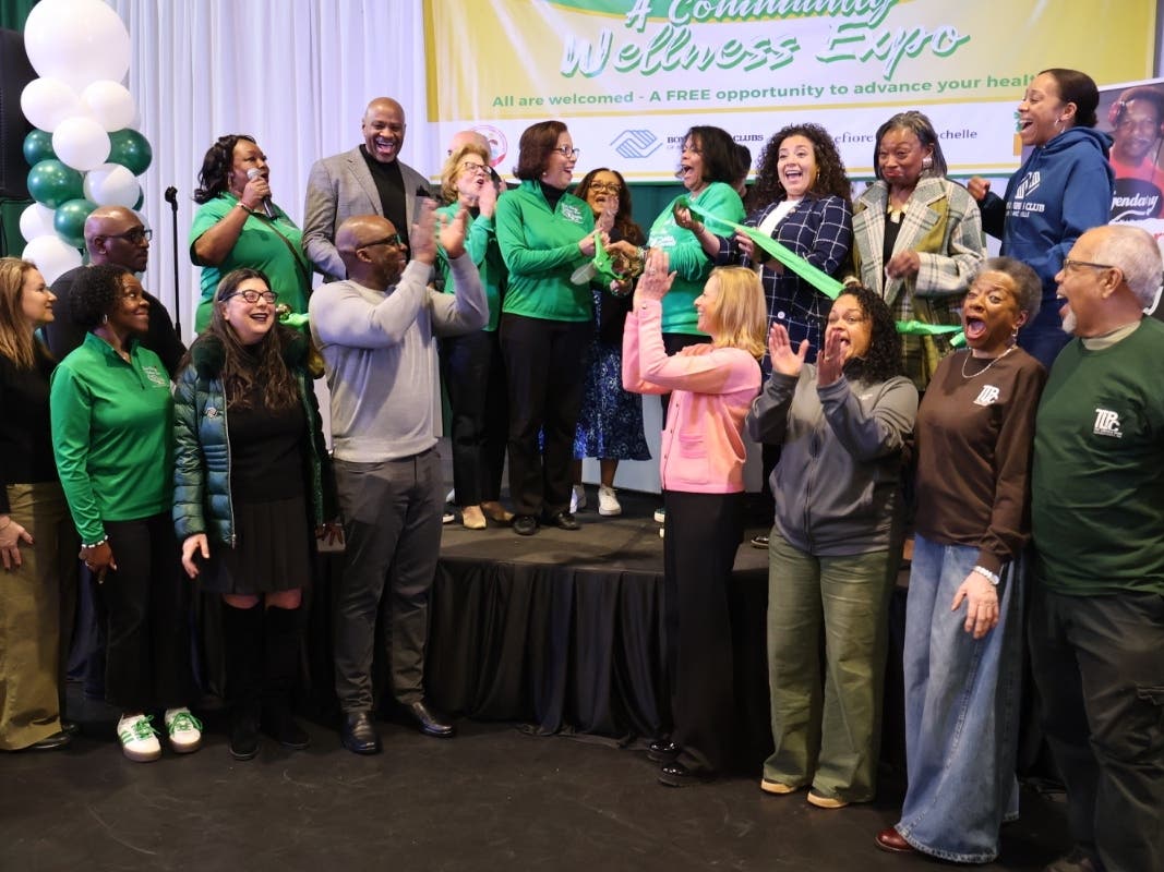 The Expo kicked off with a ribbon-cutting featuring elected officials, community leaders and partner organizations, symbolizing the collective commitment to advancing health equity and access to care. 