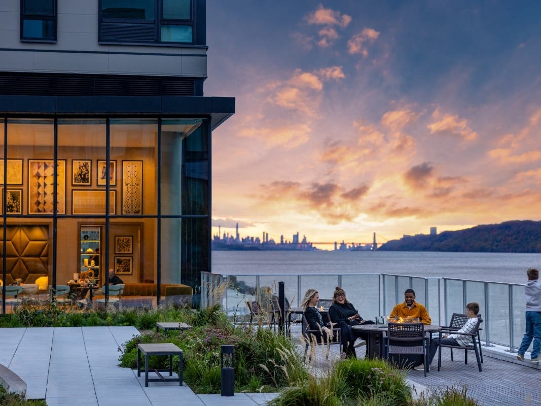 Hudson Piers Begins Leasing For Next Phase Of Yonkers Waterfront Luxury Residential Towers