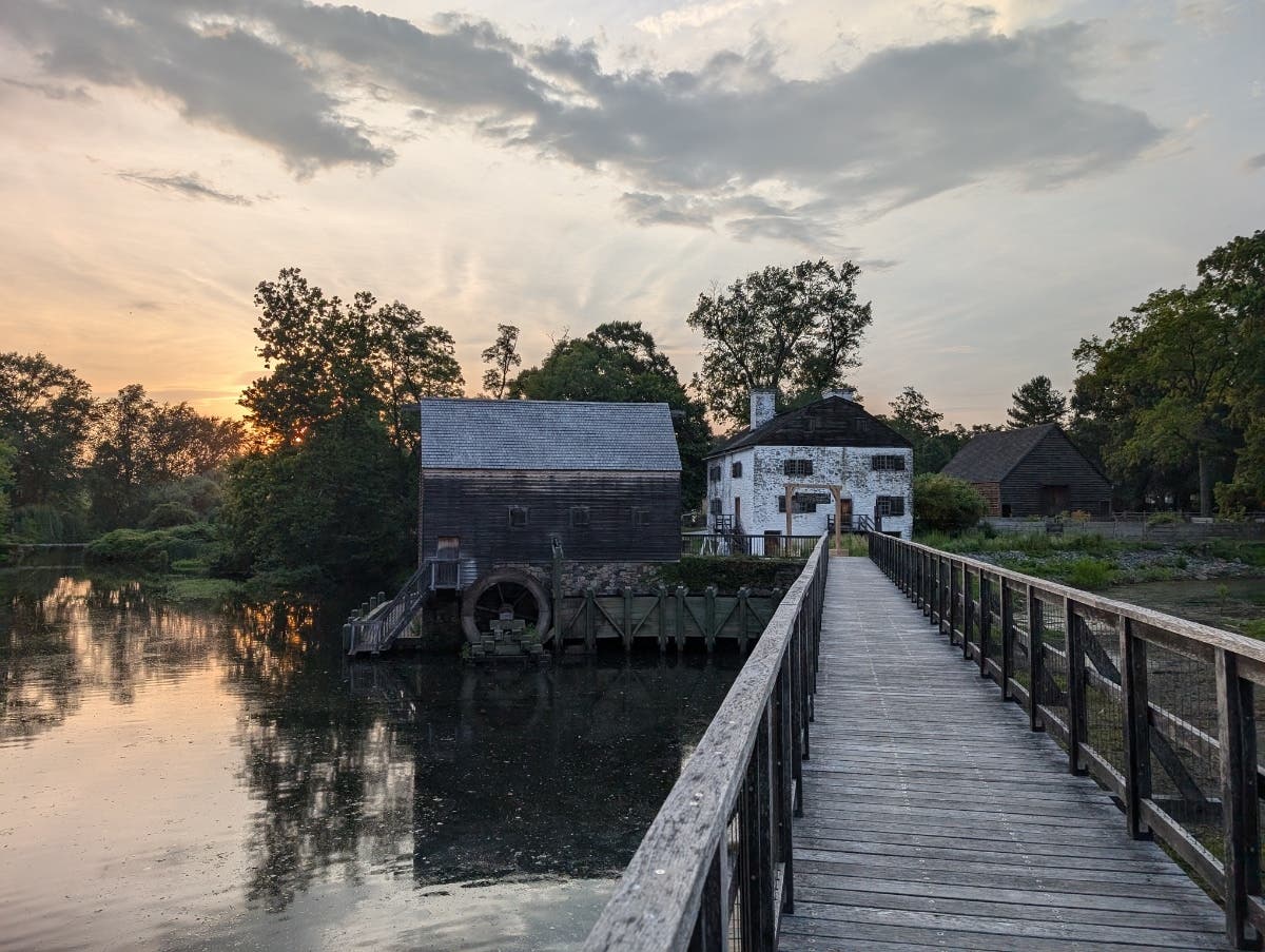 Special events include tours of a working gristmill, baking demonstrations, and sourdough tastings. Live performances by Astrograss. DJ Steve Brock.