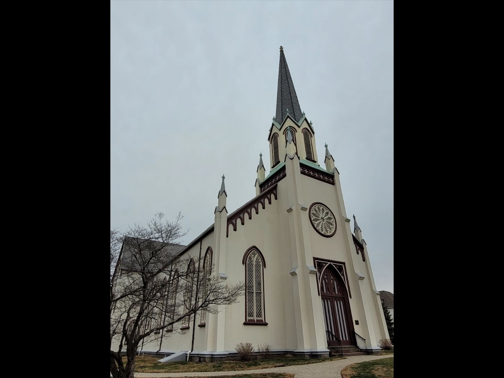 Mamaroneck United Methodist Church has received a $12,000 Sacred Sites Grant from the New York Landmarks Conservancy to help fund siding replacement at the historic property.