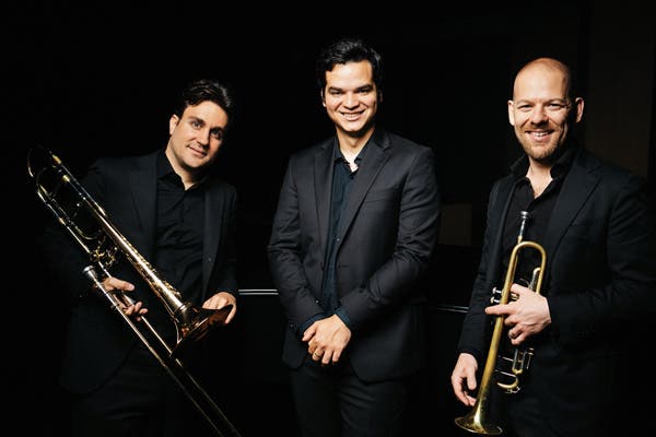 Triple Cortado in Concert