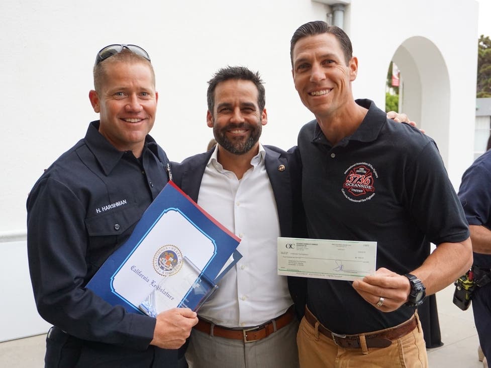 Award recipients from past Heroes of Oceanside and Camp Pendleton ceremony.