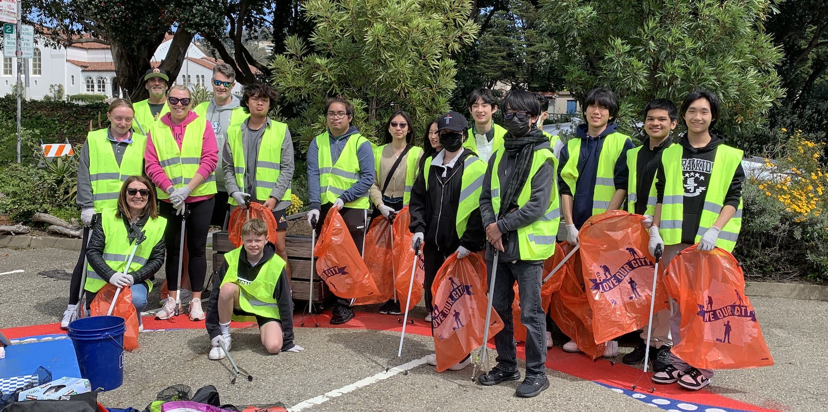 Lakeside Village Cleanup