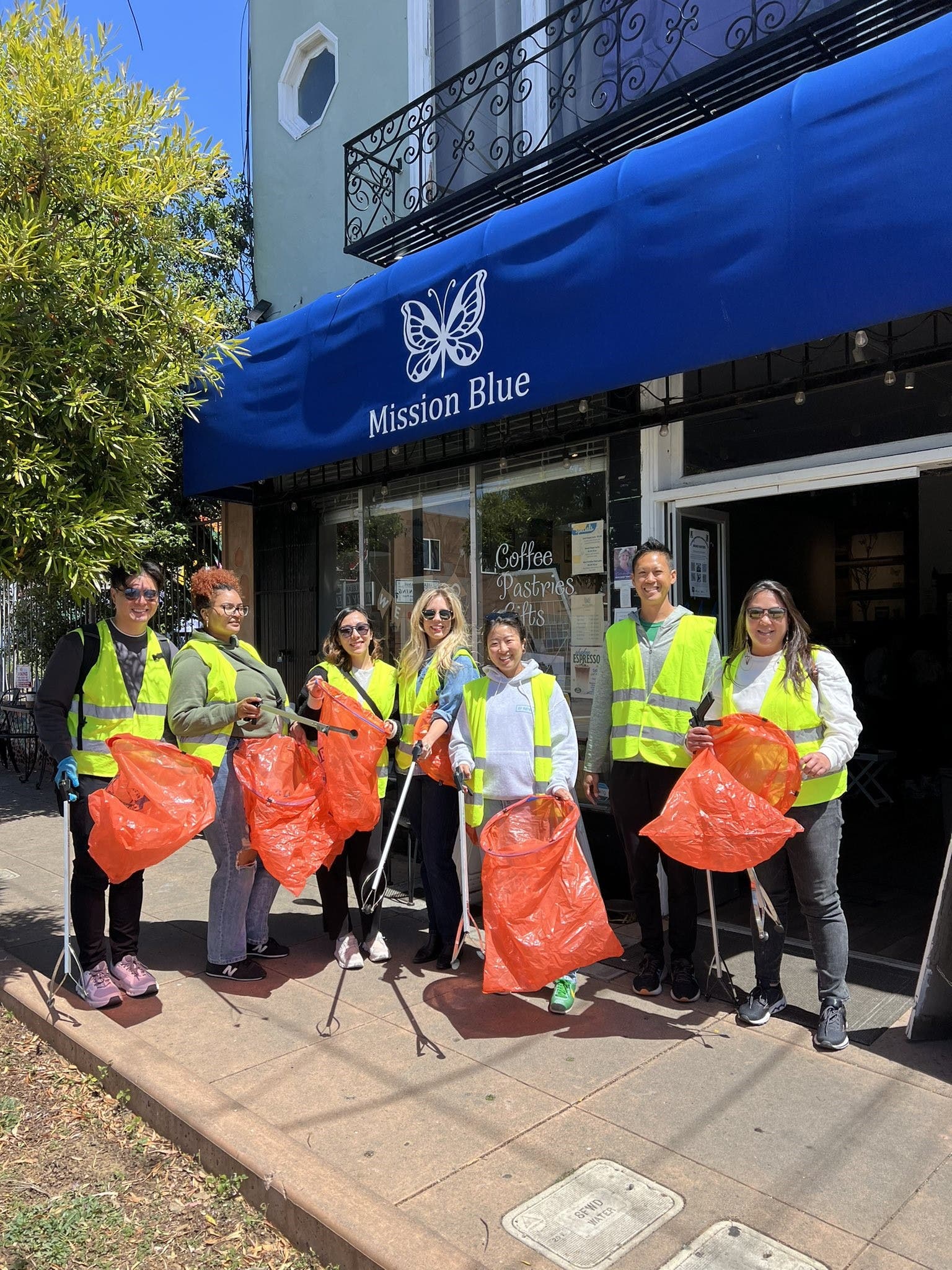 Leland Avenue Cleanup