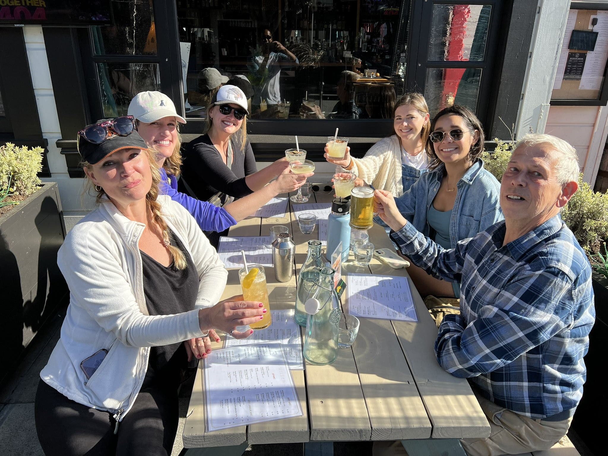 Marina Happy Hour Cleanup