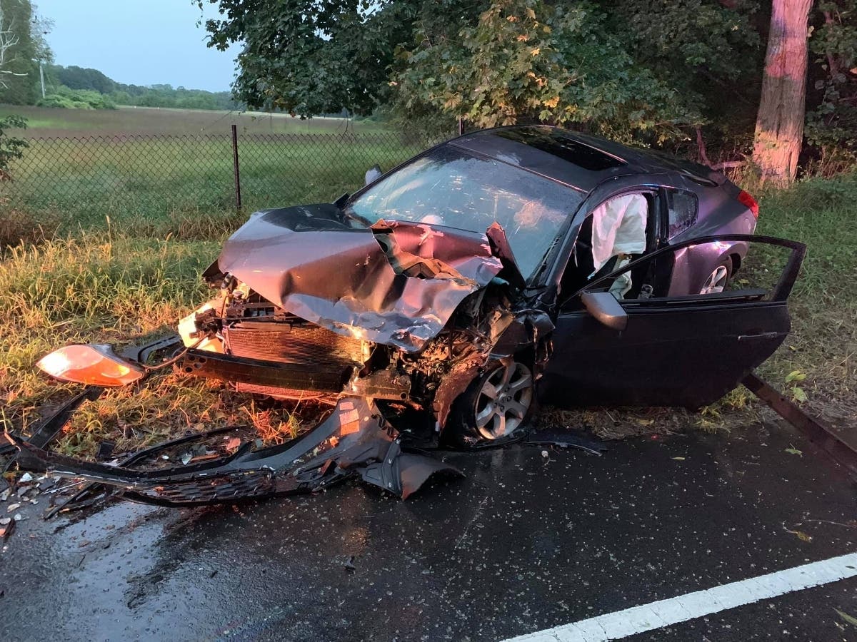 2 Cars Crash Head-On At South Holmdel Road On Thursday | Holmdel, NJ Patch