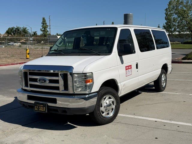 2009 Ford E-350 Econoline Van