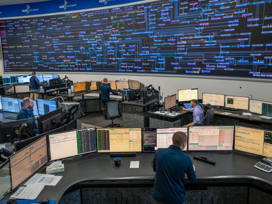 A consultant’s report filed in July suggested it would be cost-prohibitive for New Hampshire to leave the New England electric grid, despite some lawmakers’ hopes.