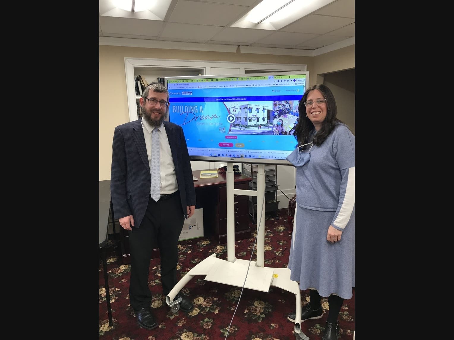 News small post card thumbnail