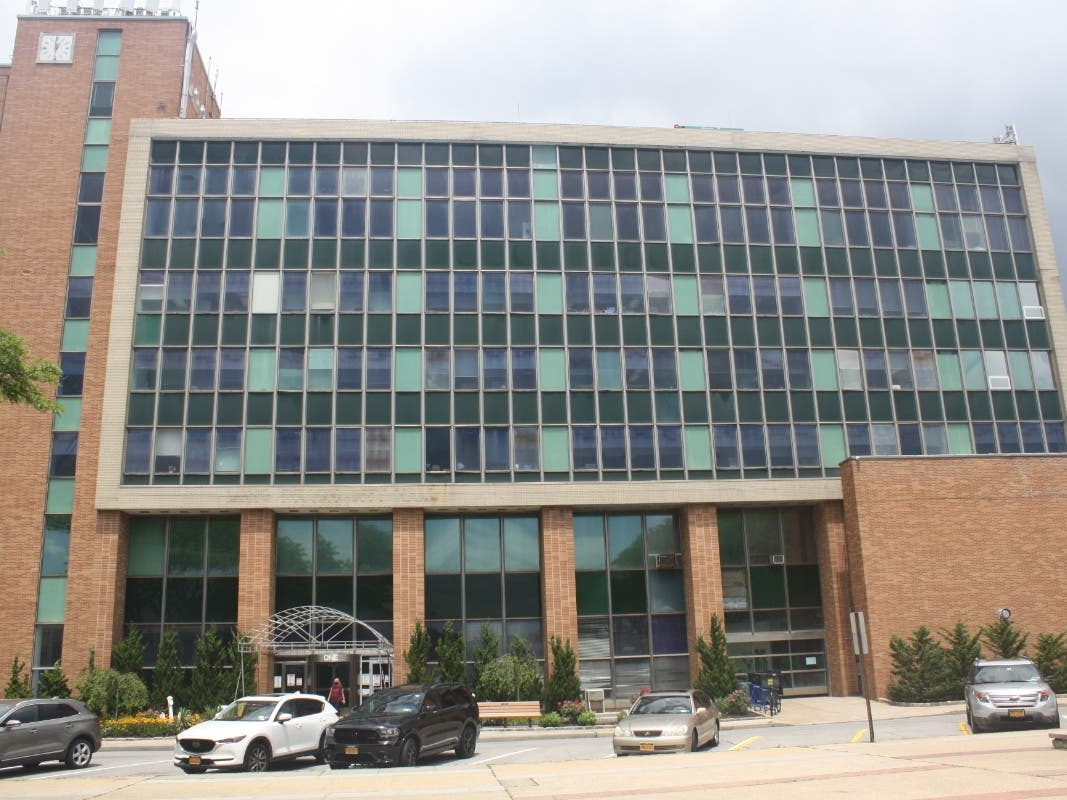 A former Long Beach city manager sues for owed sick and vacation pay. 