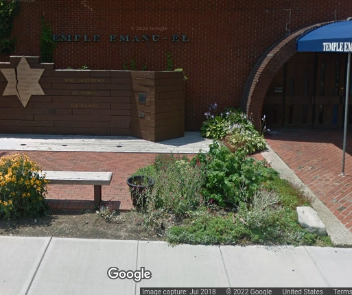 A Long Beach synagogue is celebrating Passover by raising funds for people from Ukraine. 