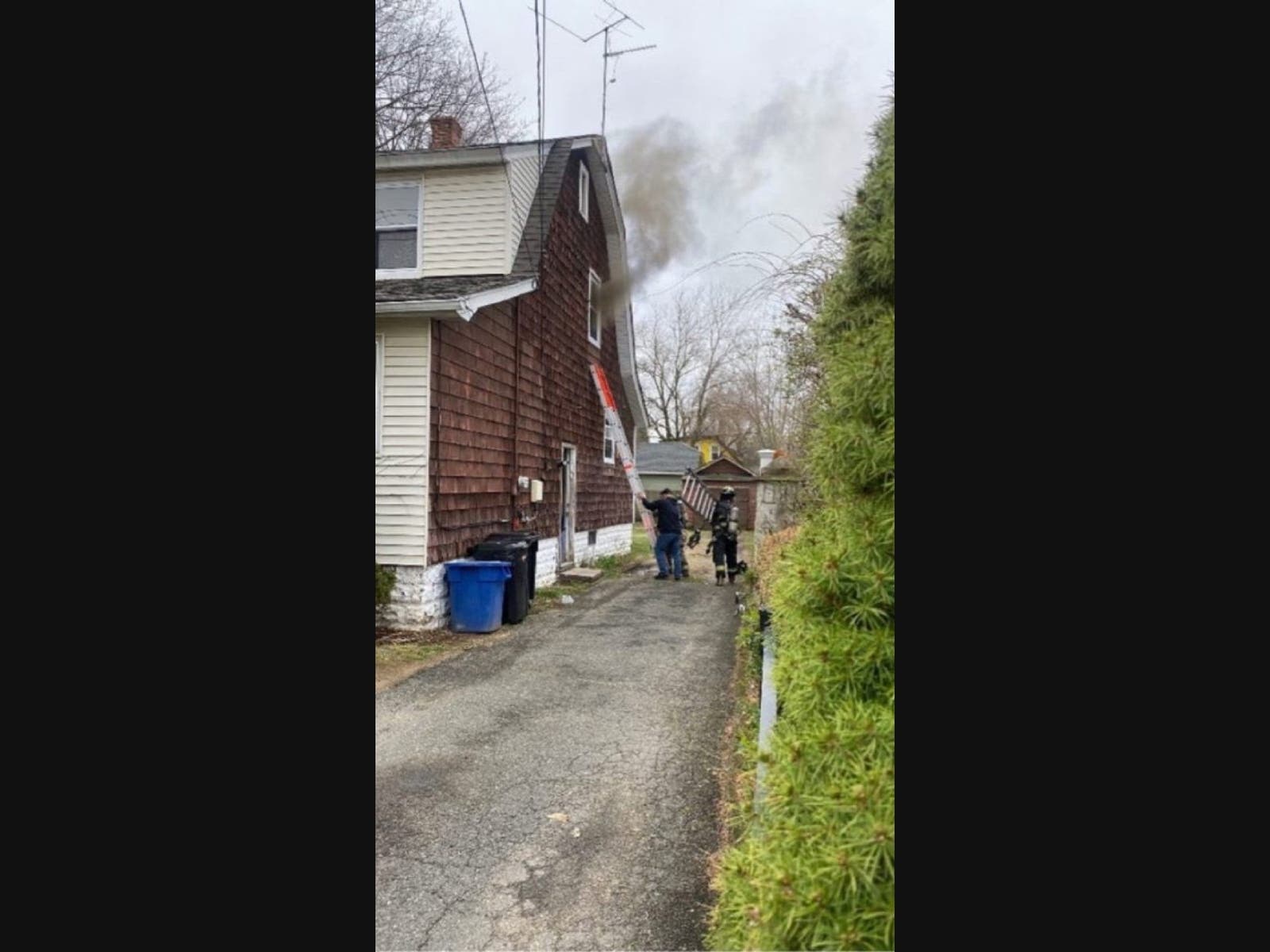 News small post card thumbnail