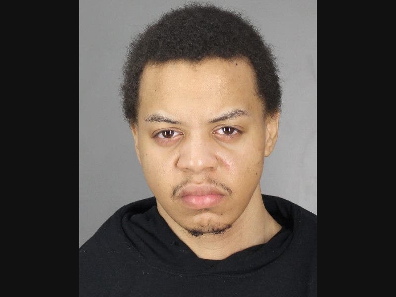 A Great Neck man on probation injured an officer while getting combative and resisting arrest, police said. 