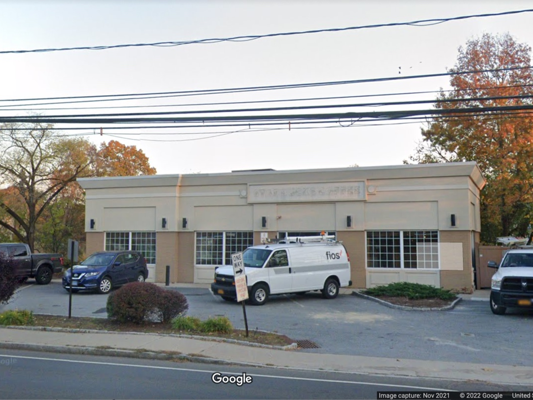 The rotisserie chicken shop would be located at the site of the former Cos Cob Starbucks.
