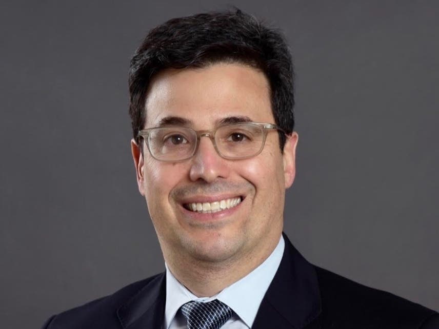 Dr. Kenneth Goldstein will identify and incorporate best practices for ambulatory services across surgical specialties within the region. He will also establish quality metrics and goals and initiate process improvement programs.