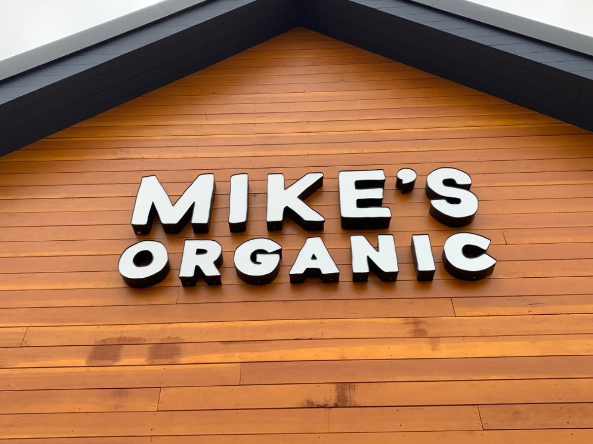 The former site of Mike's Organic is located at 600 E. Putnam Ave.