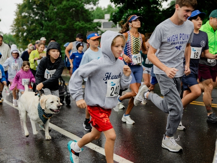 More than 250 runners, walkers, volunteers and community supporters attended the event.