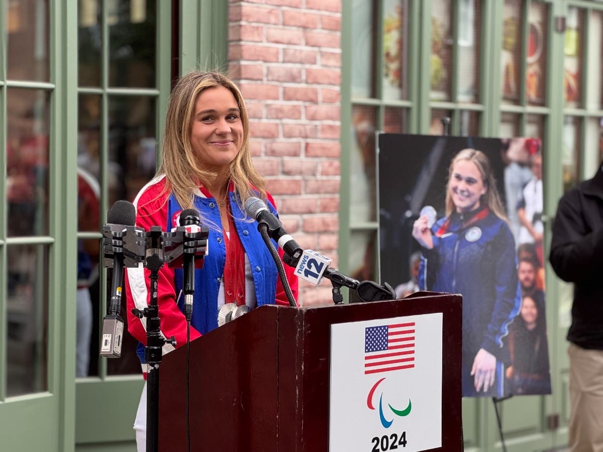 Darien resident and Paralympic medalist Ali Truwit will receive a 2026 Human Spirit Award from The Denise D’Ascenzo Foundation at its awards dinner Nov. 7 in Hartford.
